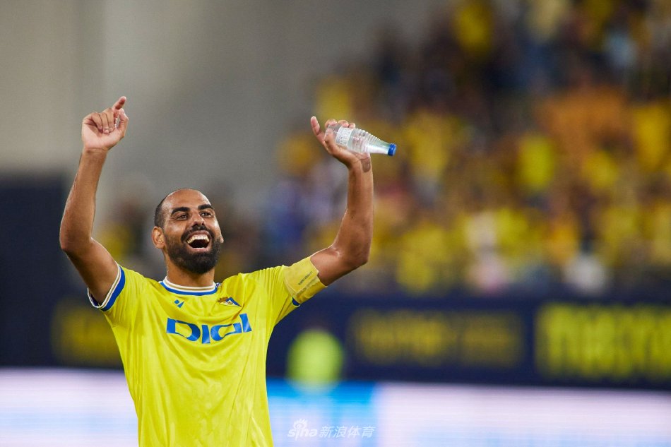 国滑雪队良 国滑雪队良